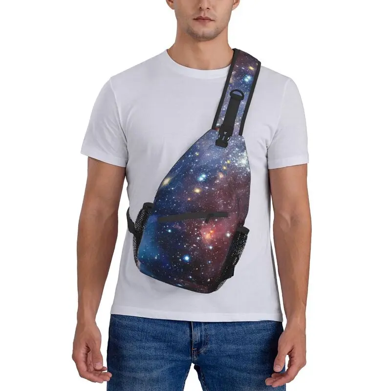 Индивидуални Звезда Галактика Космическите чанта-прашка Мъжка мода Космическа Вселена рамото през рамо в гърдите раница Пътен раница5