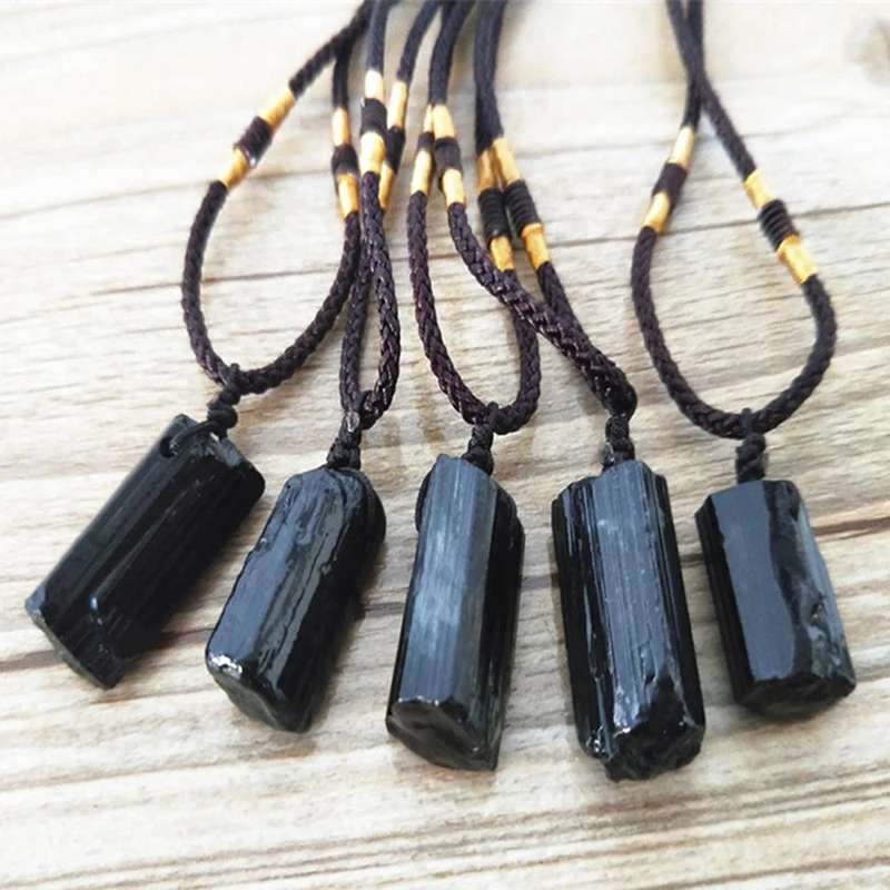 Черно турмалиновый висулка във формата на колони от необработени камъни, колие от естествен камък, украшения, кристали, Дебела черна енергия на изцеление, бижута подарък0